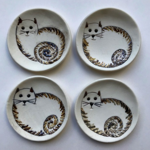Tortoiseshell cats 16, (17 sold ),18, 19
£10 each Tortoiseshell cats 16, (17 sold ),18, 19
£10 each